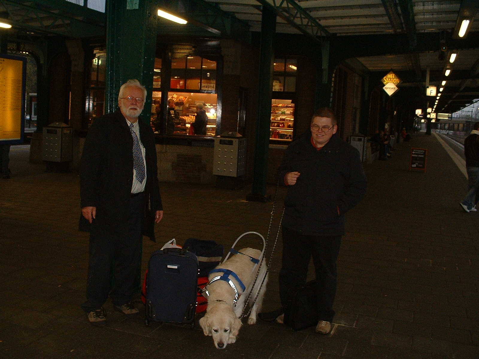 101114 Jan en Tinus op station Deventer basic.JPG